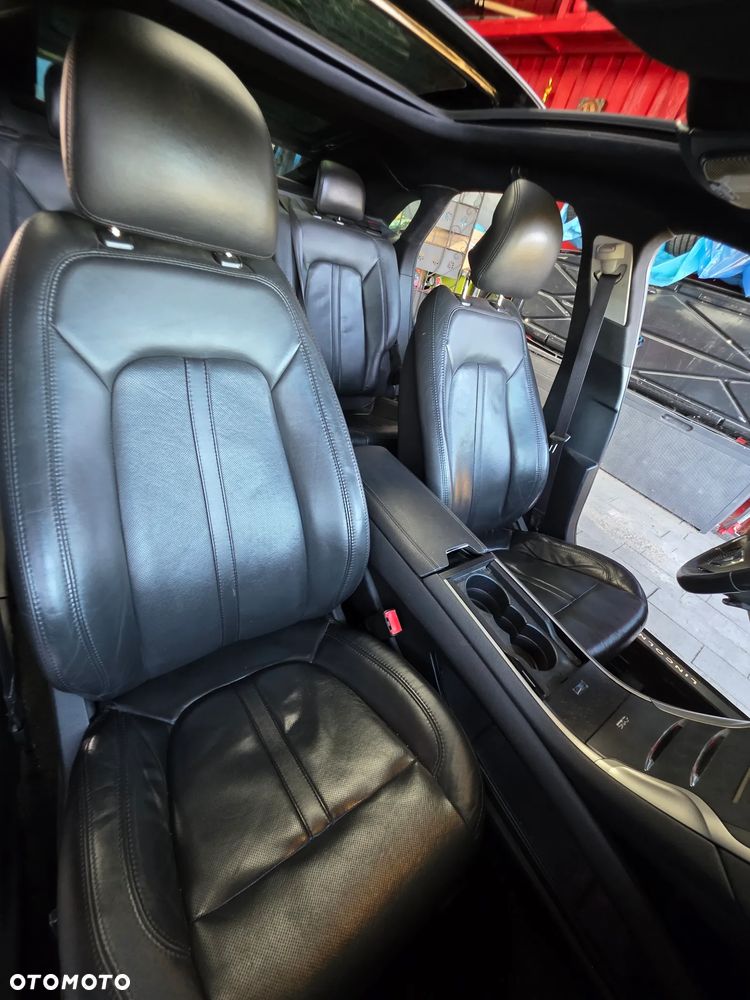 Lincoln MKZ - 27