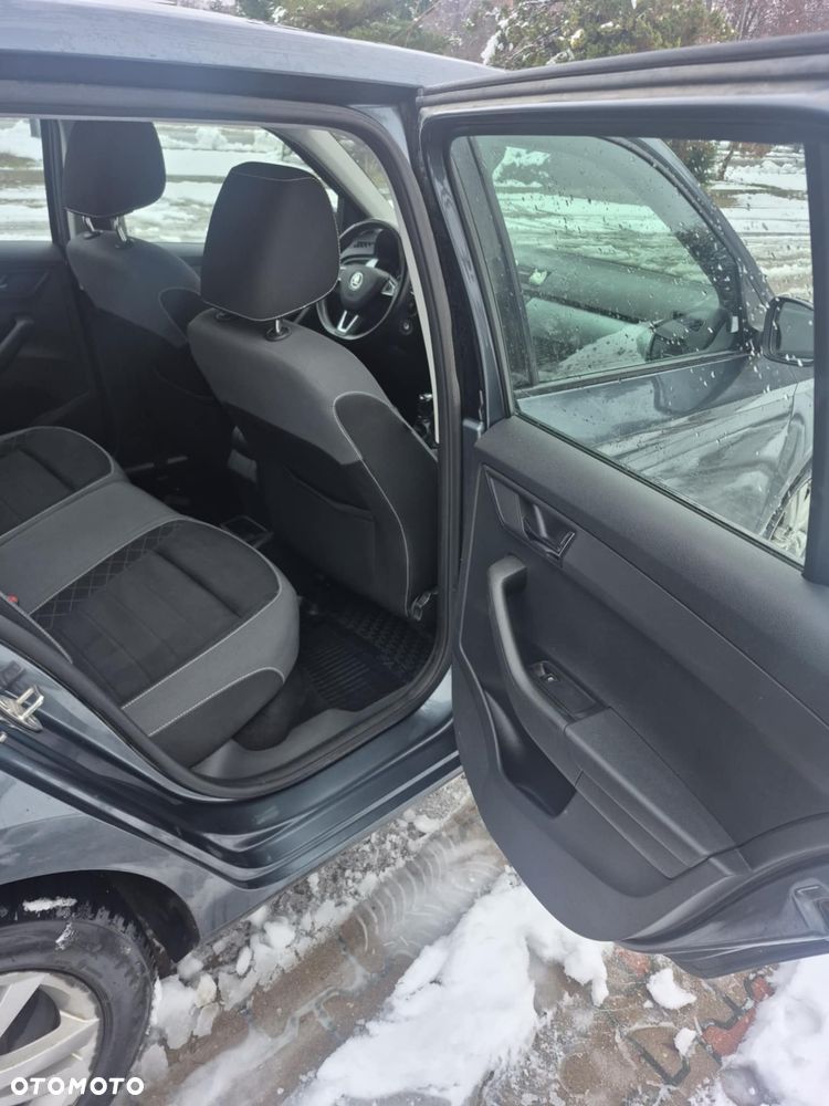 Skoda Fabia 1.0 Ambition - 11