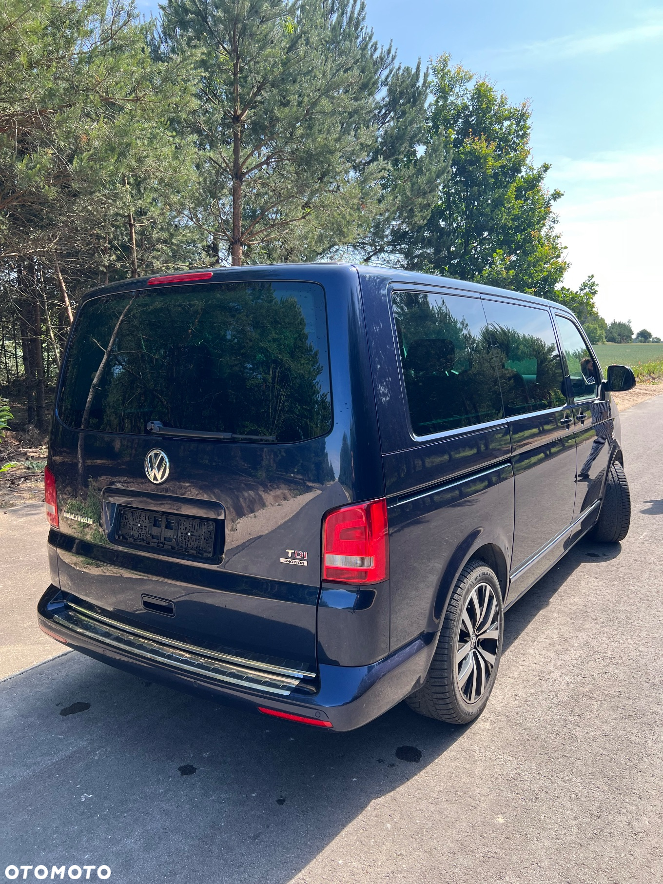 Volkswagen Multivan - 4