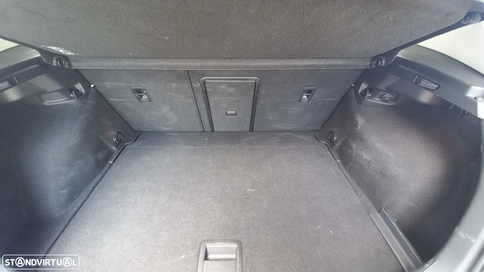 VW e-Golf AC/DC - 20