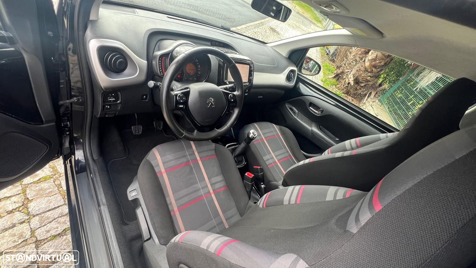 Peugeot 108 1.2 PureTech Allure - 8