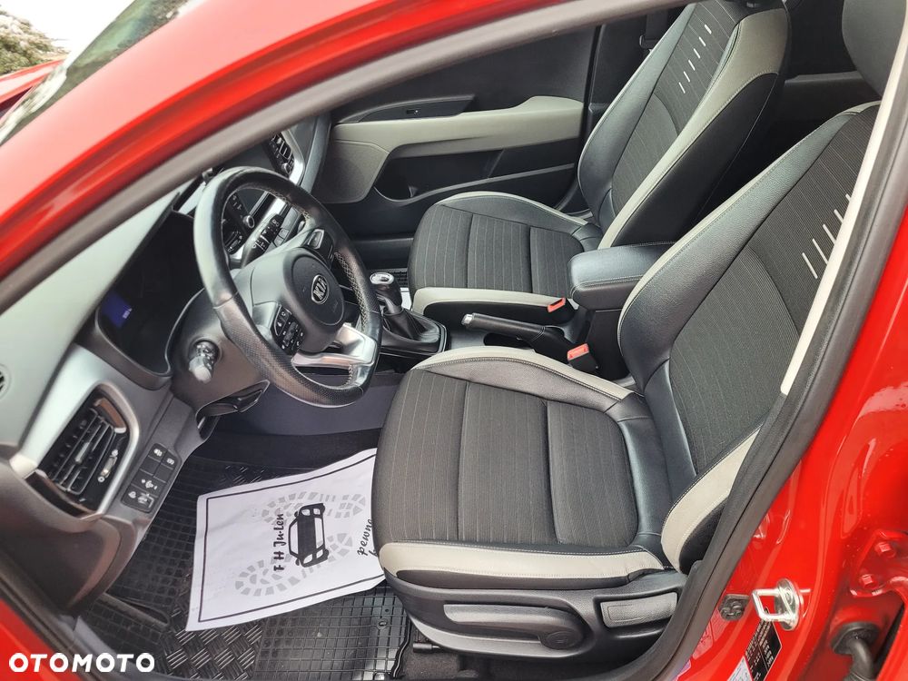 Kia Stonic 1.4 L - 21