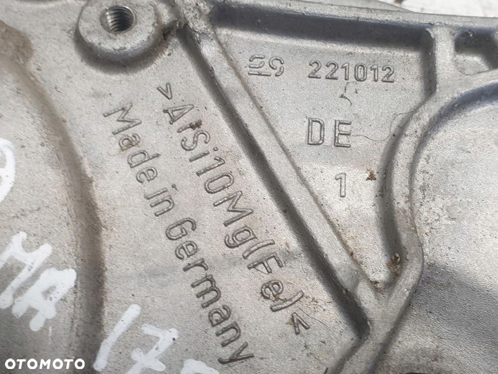 Porsche 911 991 GT3 3.8 OSŁONA POMPY WODY Obudowa 9A1.106.139 9A1106139 - 10