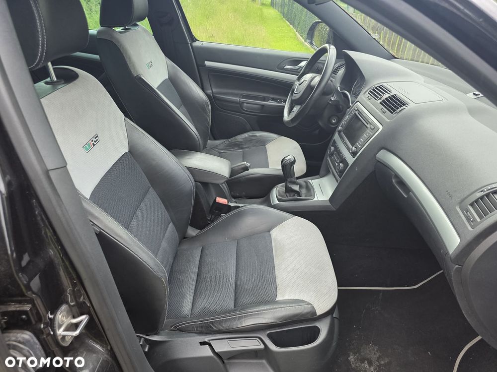Skoda Octavia 2.0 TSI RS - 16
