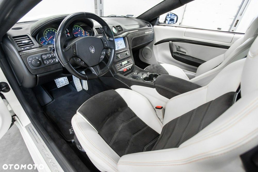 Maserati GranTurismo Sport - 19