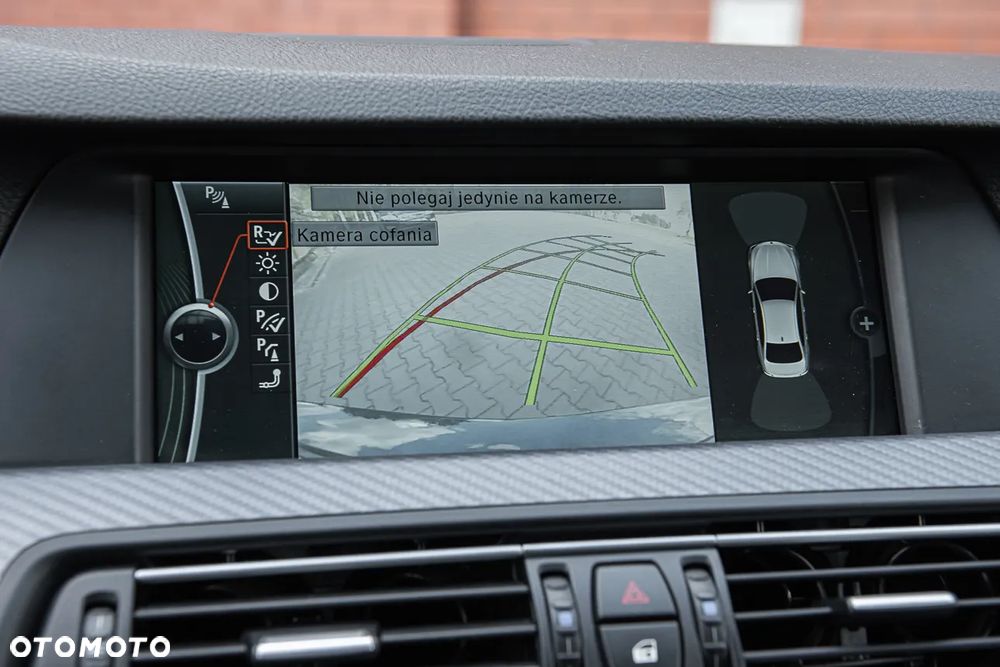 BMW Seria 5 M550d xDrive - 21