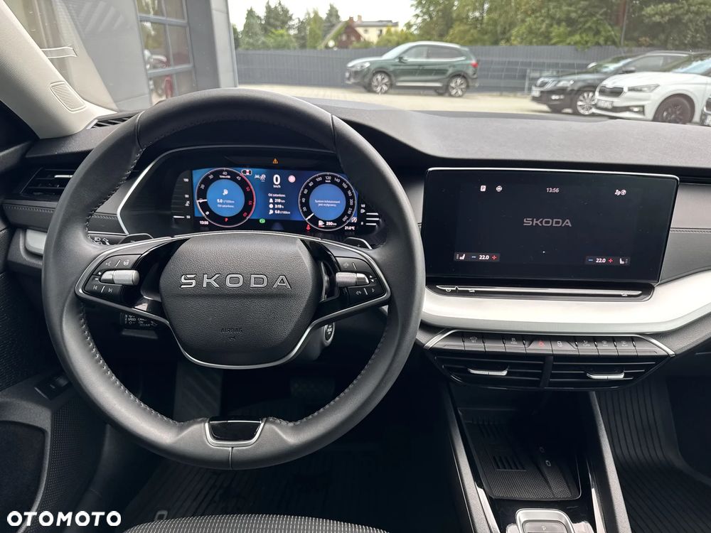 Skoda Octavia 2.0 TDI Edition 130 Selection DSG - 10