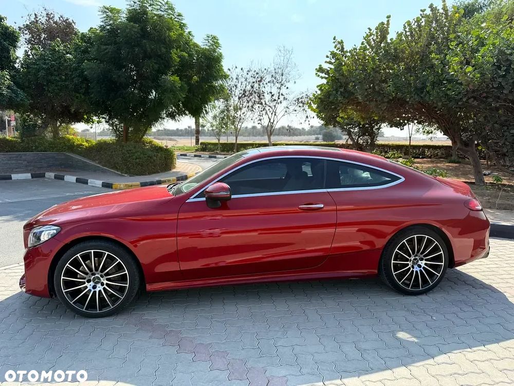Mercedes-Benz Klasa C 300 9G-TRONIC AMG Line - 8