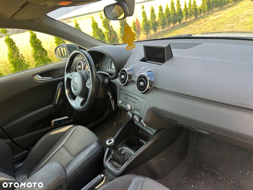Audi A1 Sportback 1.6 TDI Attraction - 9
