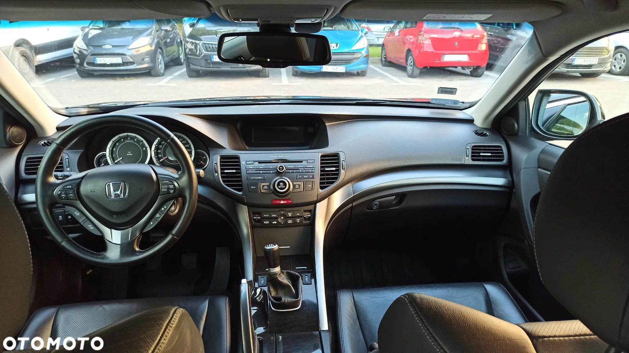 Honda Accord 2.0 Executive - 16
