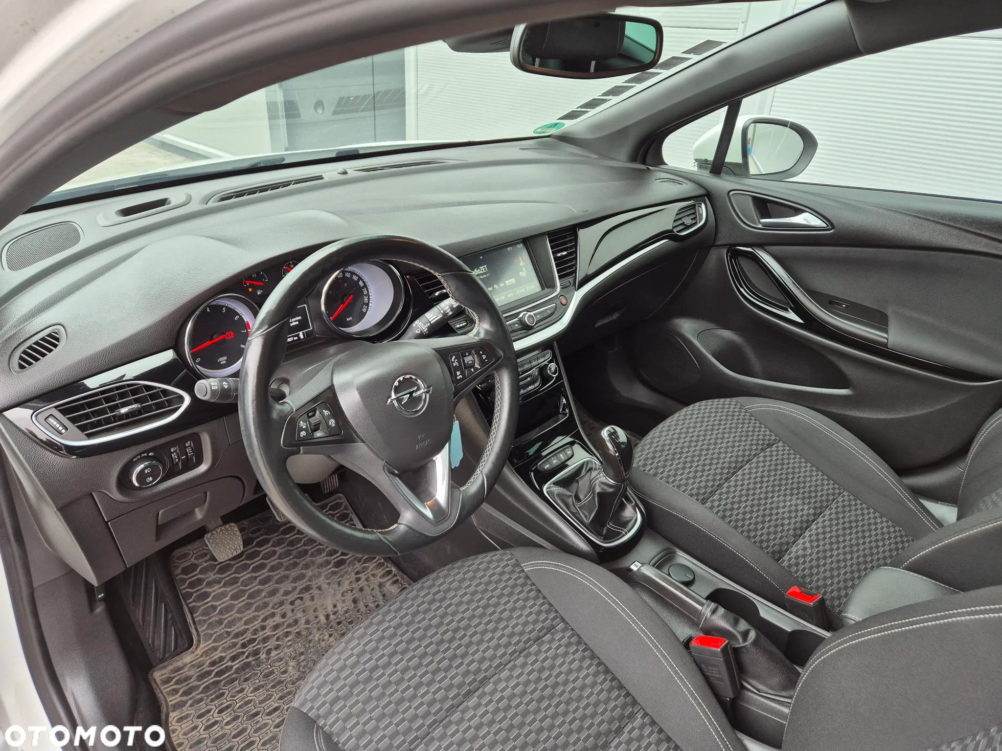 Opel Astra 1.4 Turbo Innovation - 26
