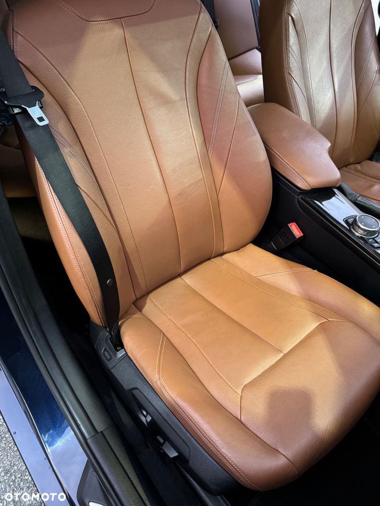BMW Seria 3 328i Luxury Line - 37