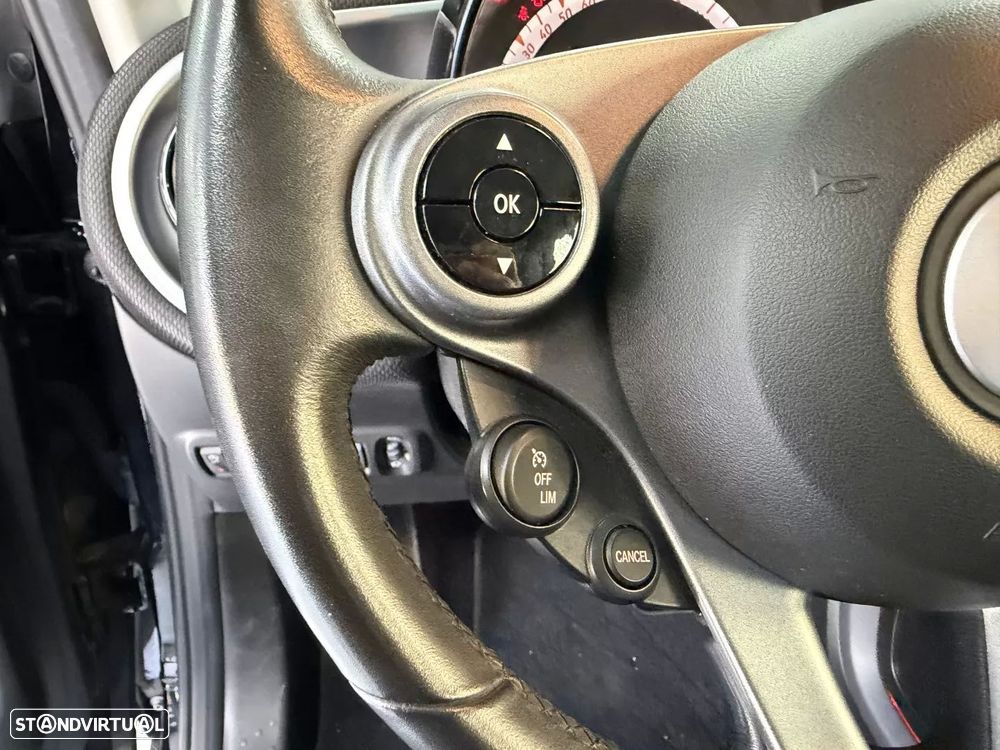 Smart Fortwo Cabrio - 33