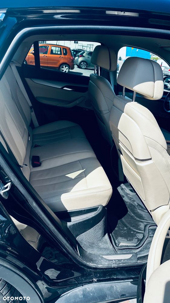 BMW X6 xDrive30d - 10