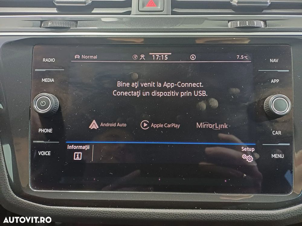 Volkswagen Tiguan 2.0 TDI SCR DSG 4Motion Life - 26