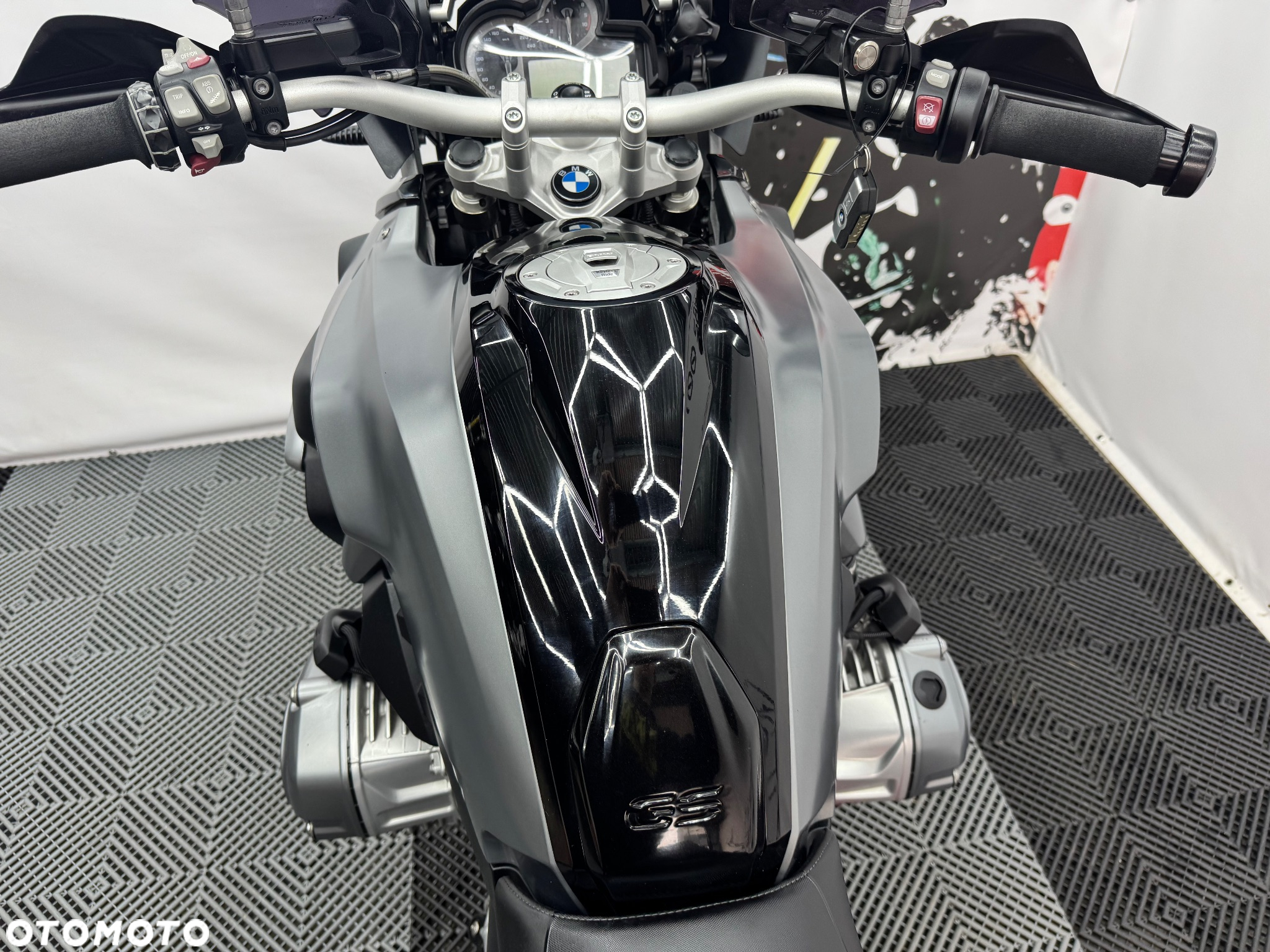 BMW R - 26