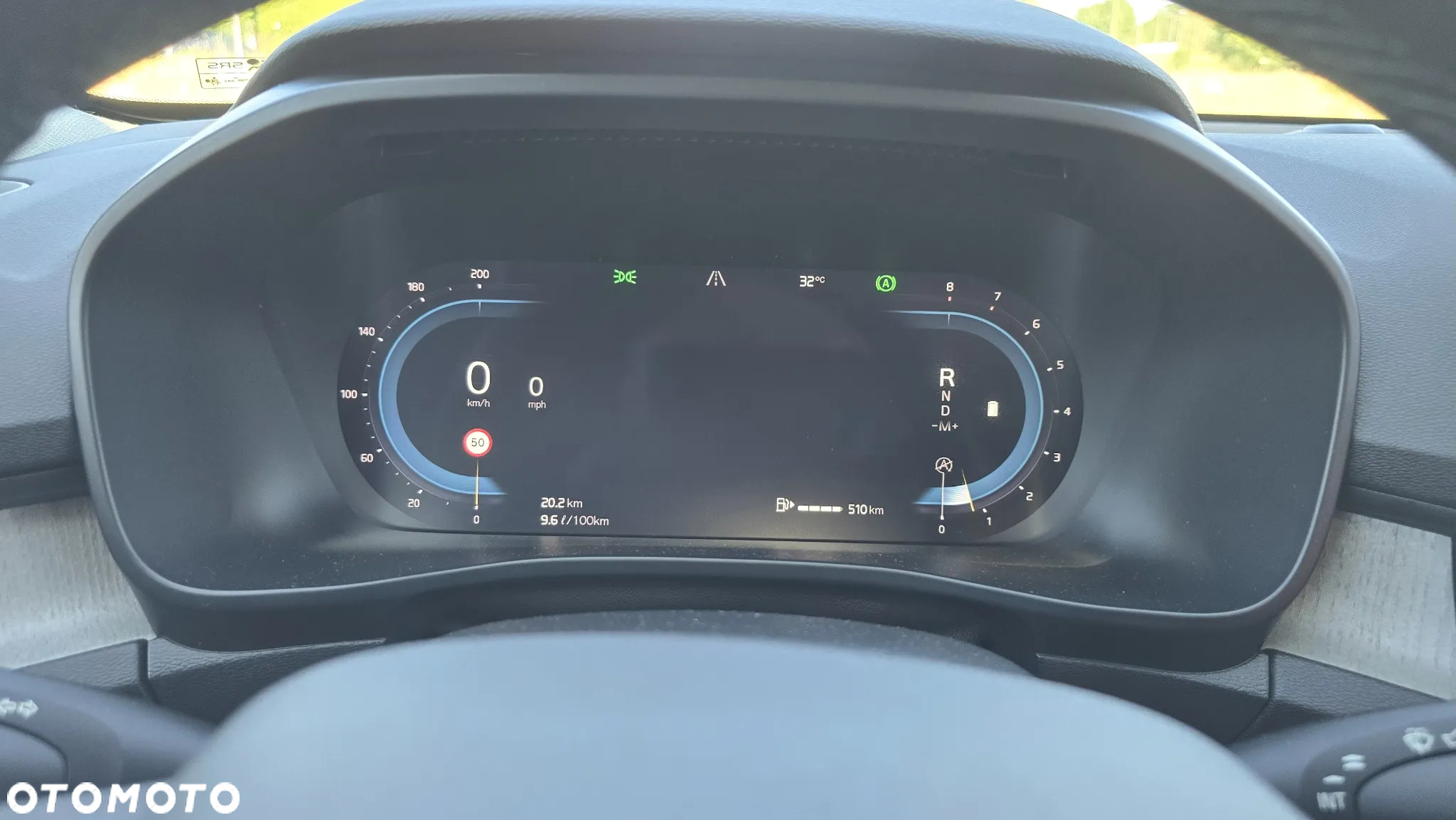 Volvo XC 40 B5 B AWD Ultimate Dark - 19