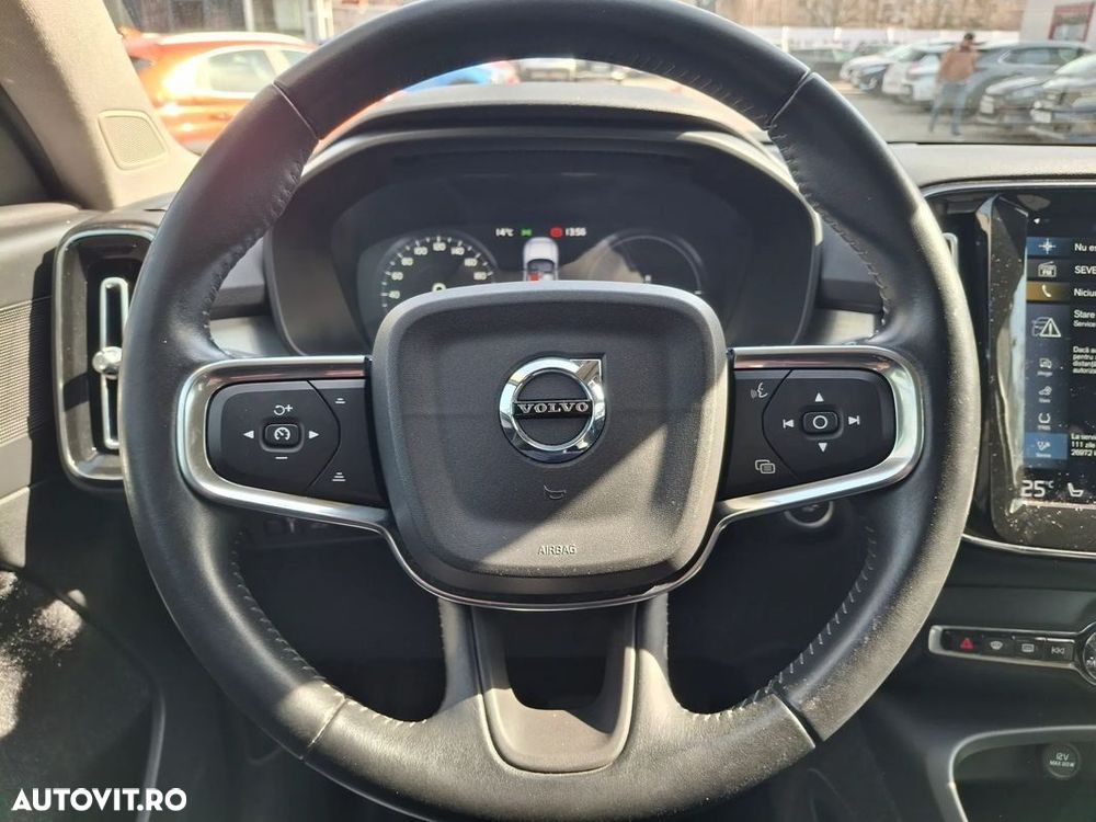 Volvo XC 40 Recharge T5 Twin Engine AT7 Inscription - 9