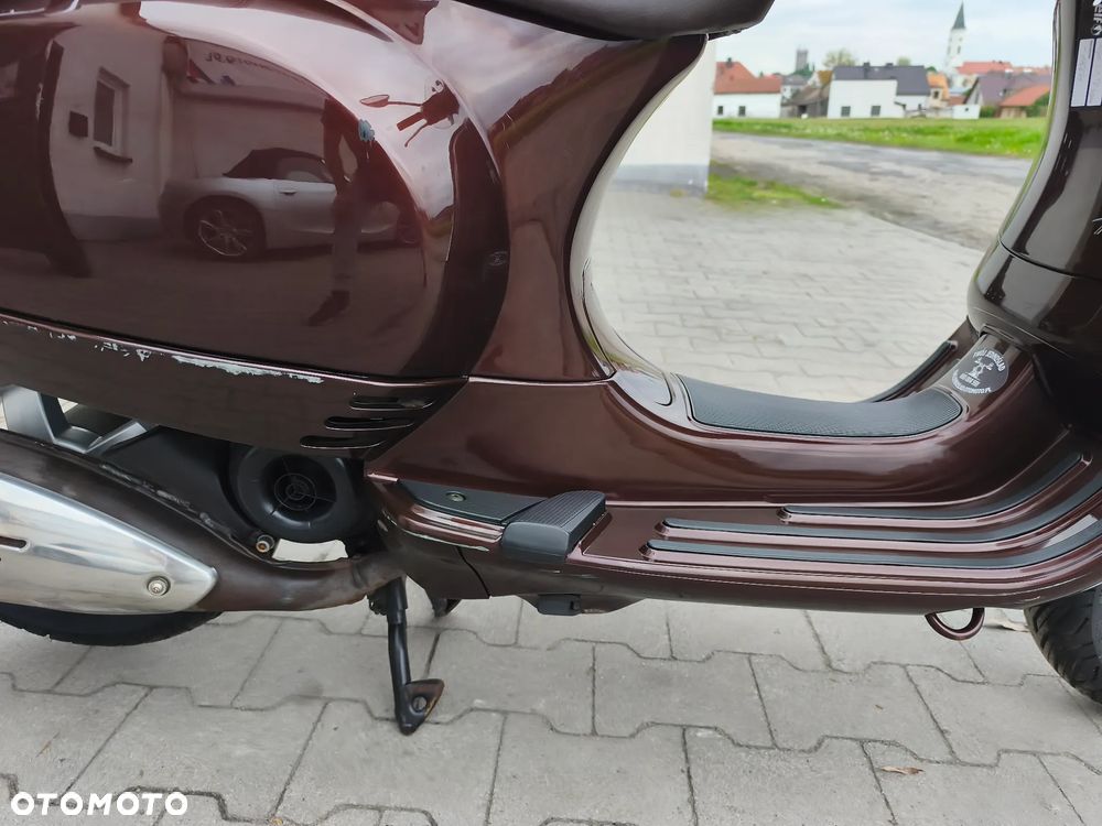 Piaggio Vespa - 21