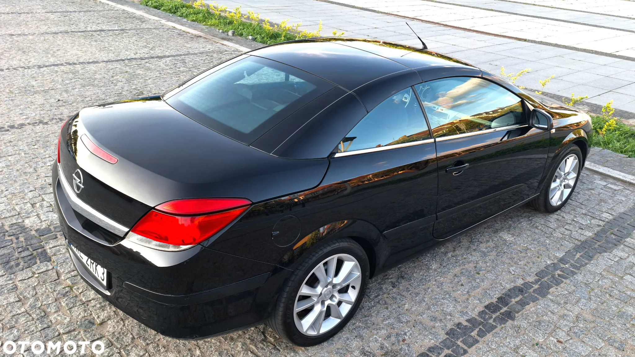 Opel Astra TwinTop 1.8 Enjoy - 4