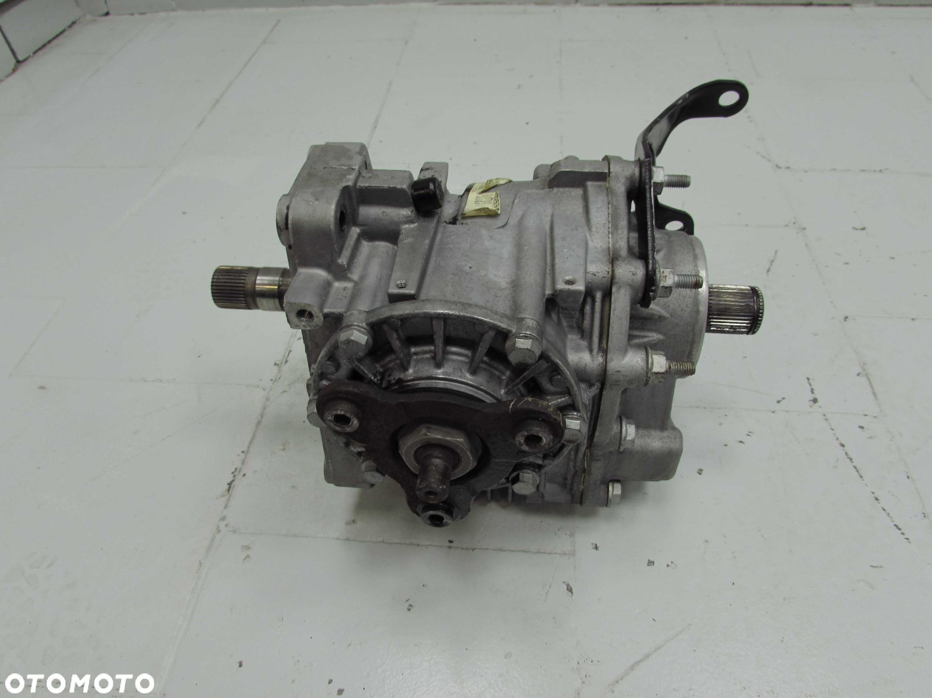 VW TIGUAN 07-16 REDUKTOR PRZEKLADNIA KATOWA 0A6409053Q - 1