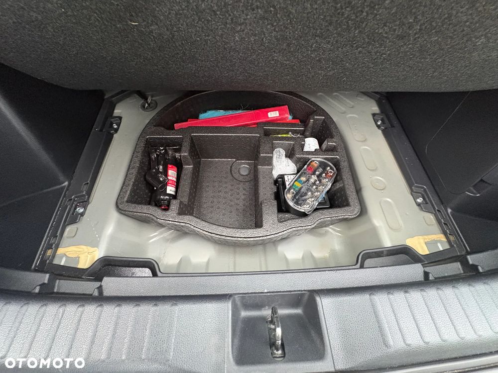 Toyota Yaris Cross Hybrid 1.5 Comfort - 12