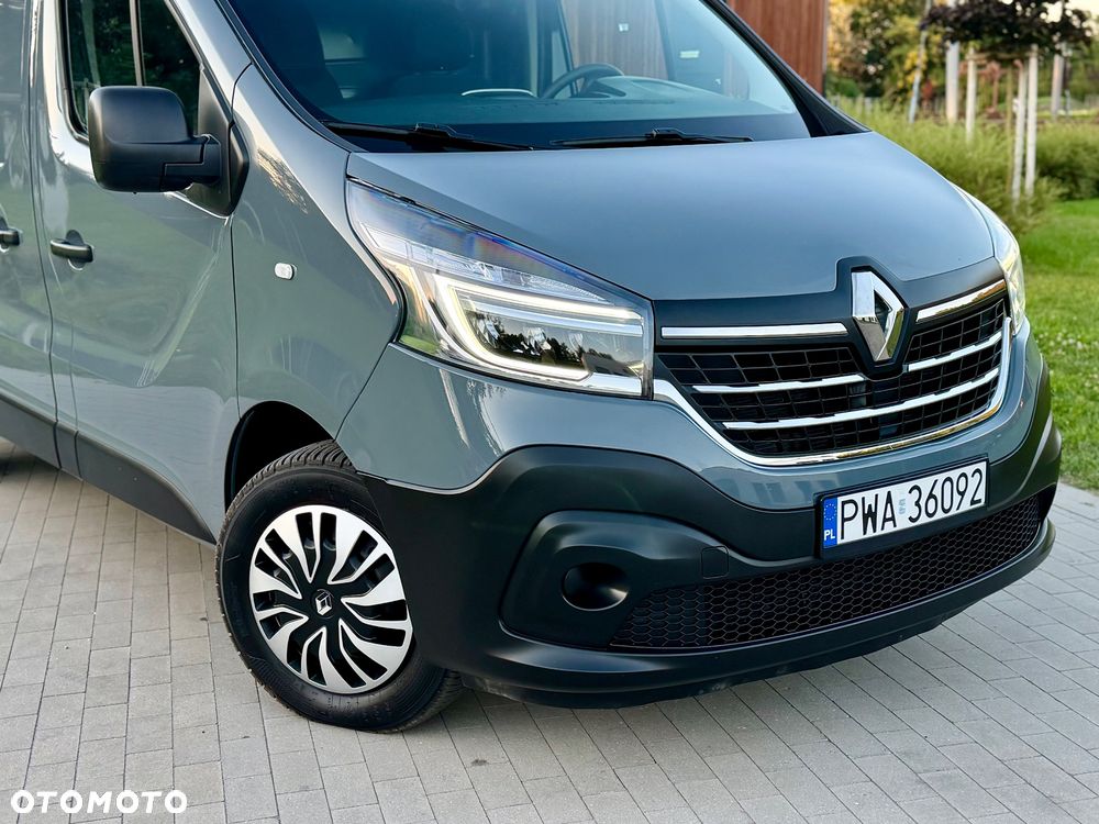 Renault Trafic - 2