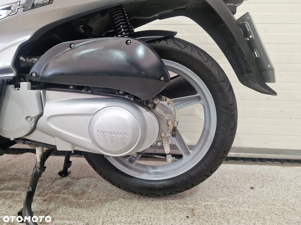 Honda SH - 11
