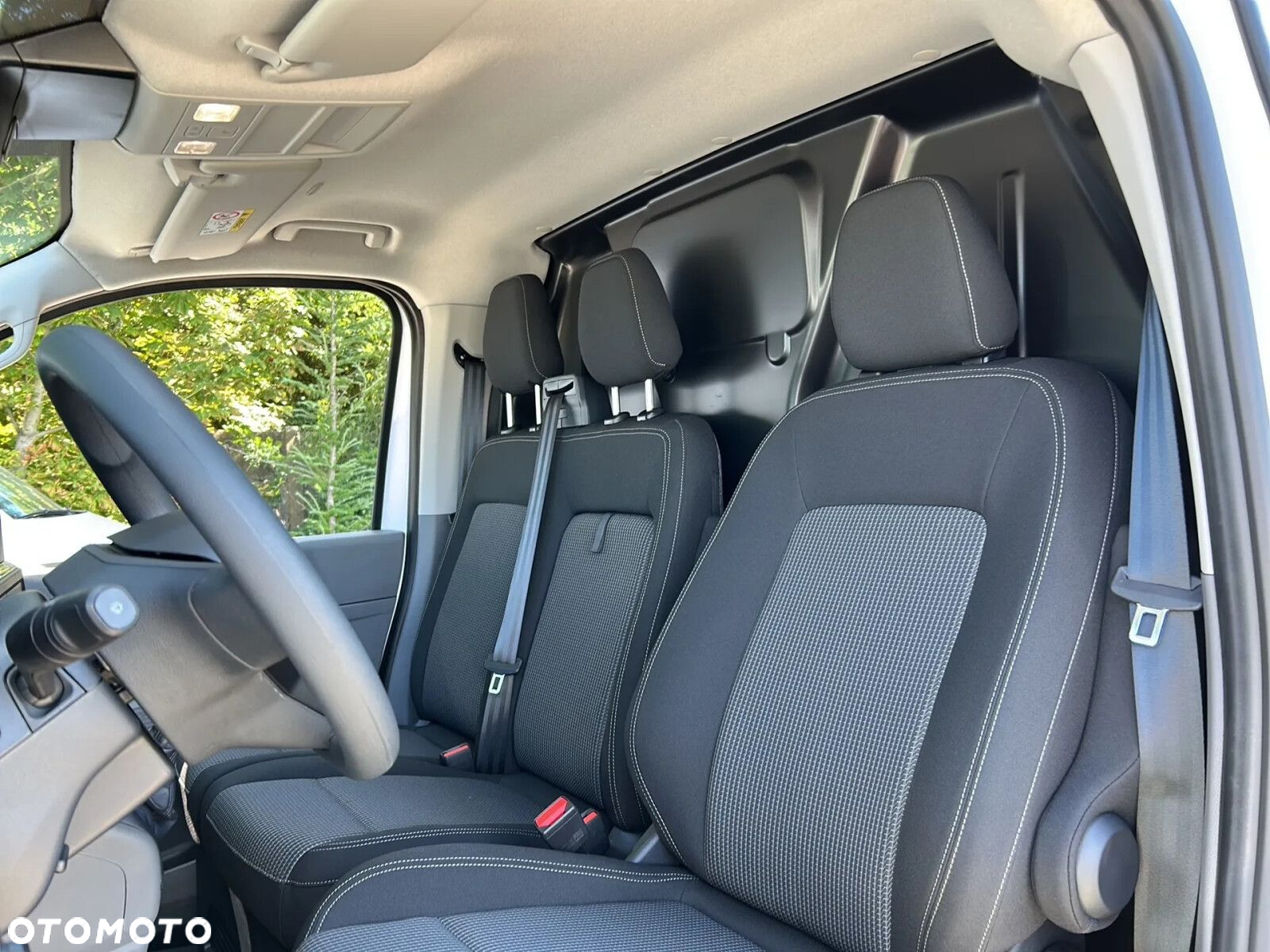 Volkswagen Transporter T7 Furgon (L2), 2.0 TDI 150KM, r.o. 3500 mm - 16