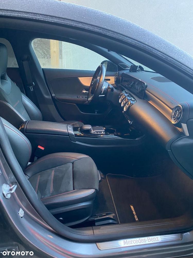 Mercedes-Benz CLA - 5