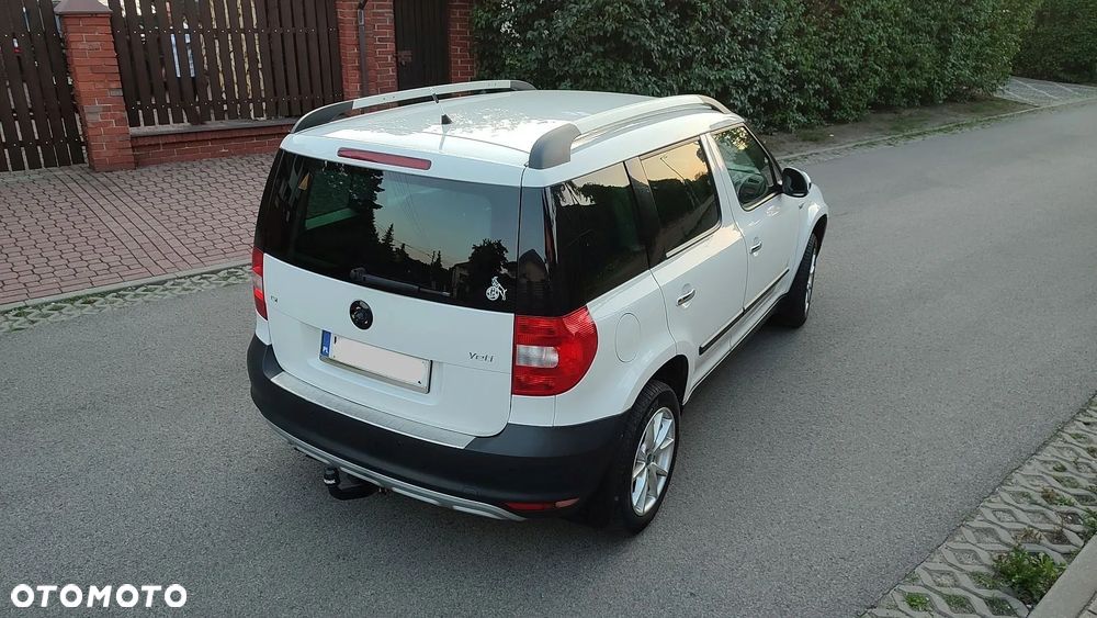 Skoda Yeti 1.4 TSI Elegance PLUS EDITION - 25
