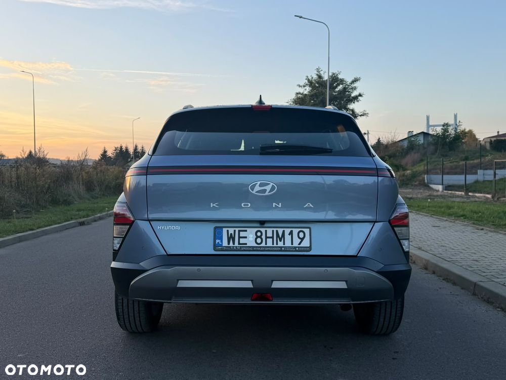 Hyundai Kona - 11