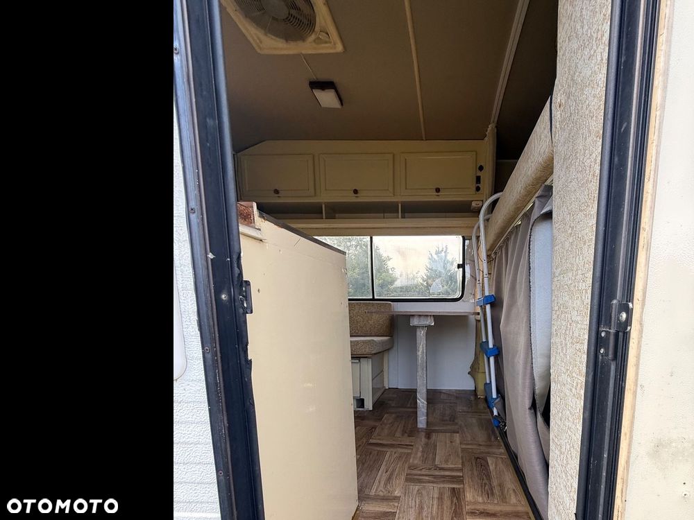 Ford Transit - 11