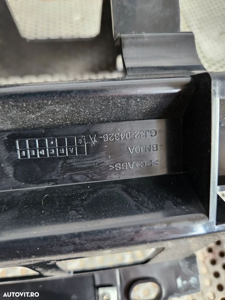 Suport Navigatie Display Range Rover Evoque An 2012-2013-2014-2015-2016-2017-2018-2019 Dezmembrez R - 7