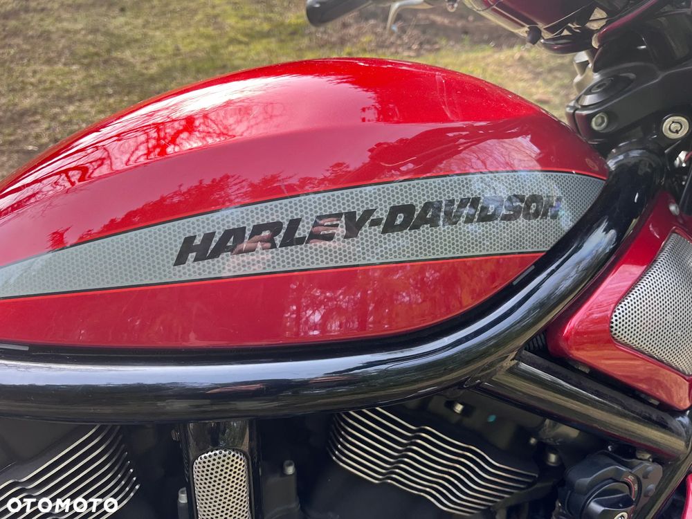 Harley-Davidson V-Rod Night Rod - 12