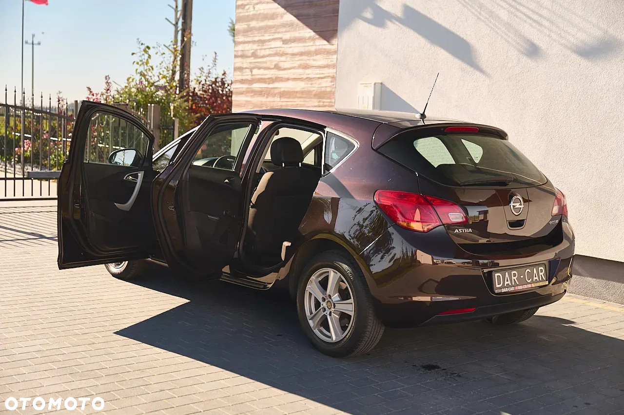 Opel Astra 1.4 EcoFLEX 150 Jahre - 19
