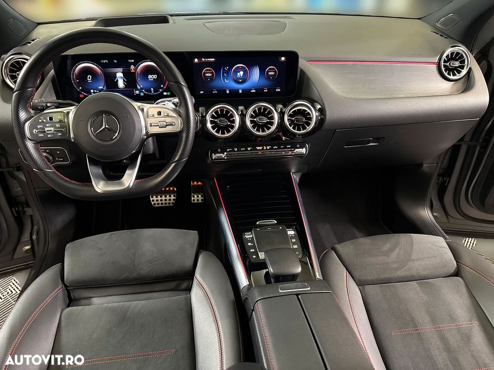 Mercedes-Benz GLA - 10