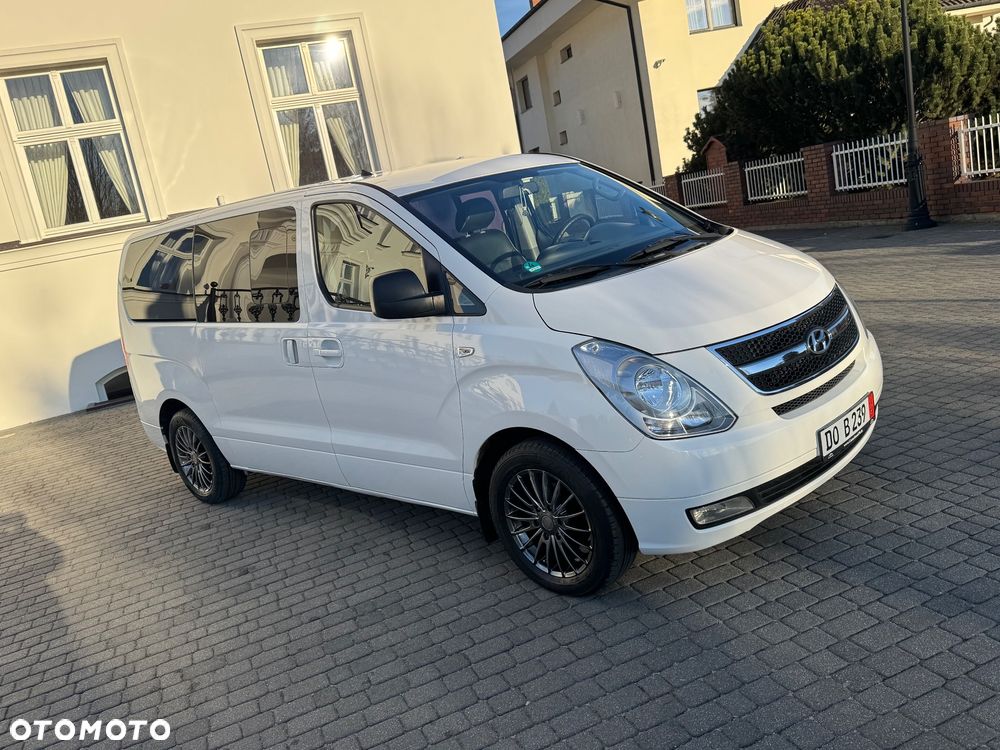 Hyundai H-1 Cargo teilverglast Autm HK - 3