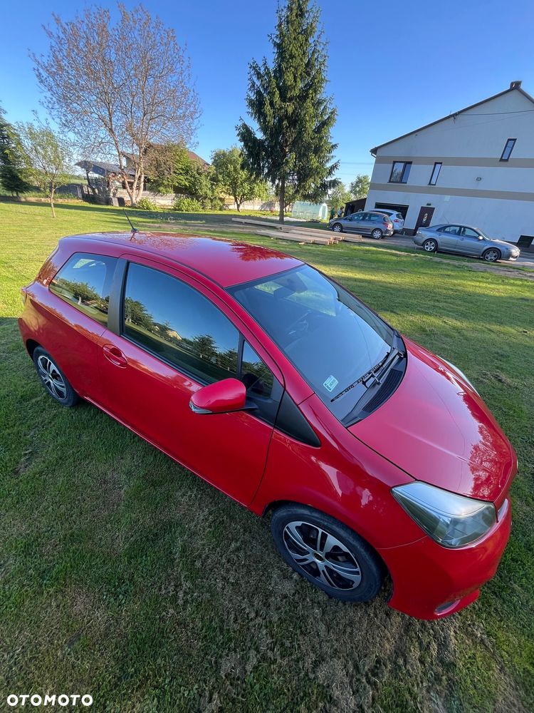 Toyota Yaris - 35