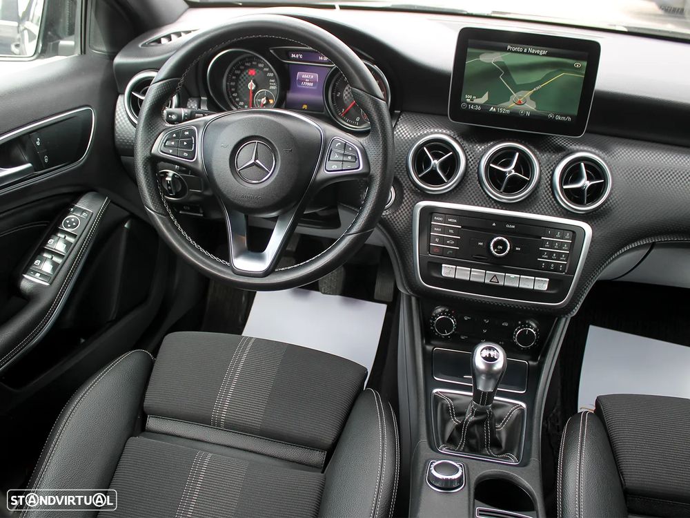 Mercedes-Benz A 180 d Urban - 11