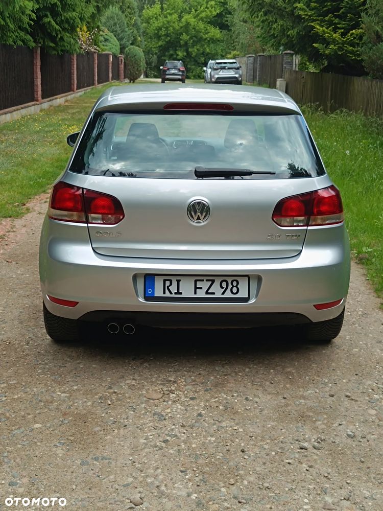 Volkswagen Golf - 12