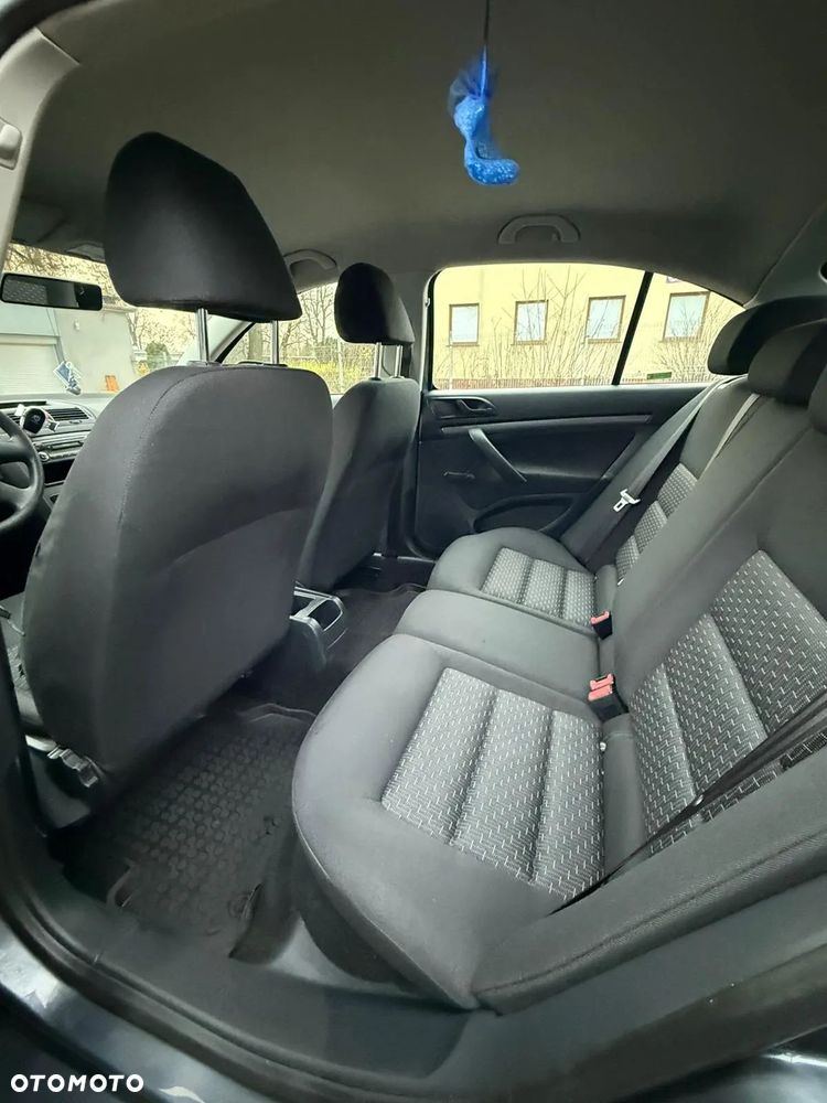 Skoda Octavia 1.6 - 14