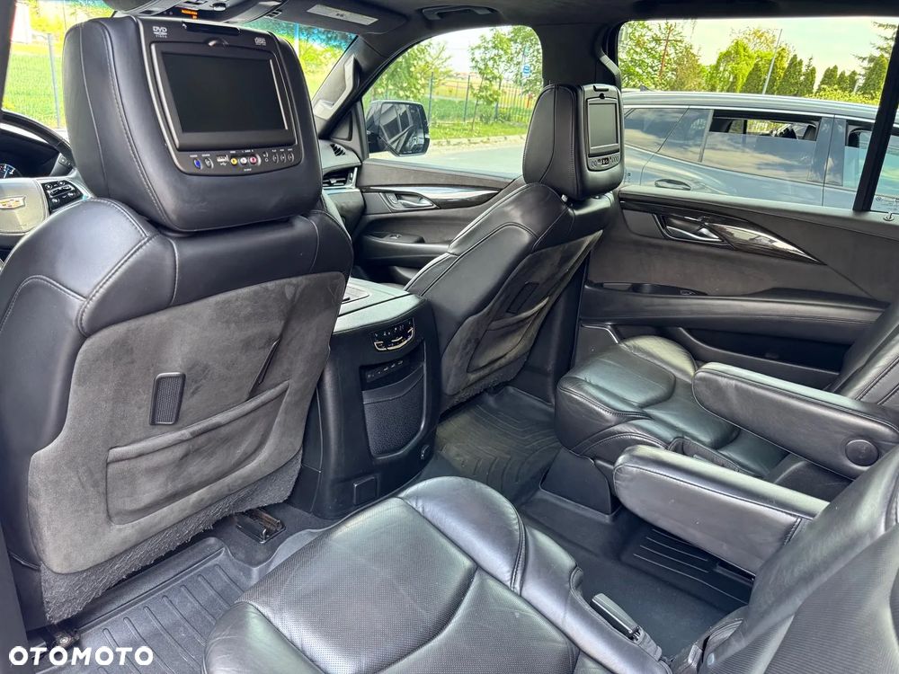 Cadillac Escalade ESV 6.2 V8 AWD AT Platinum - 19