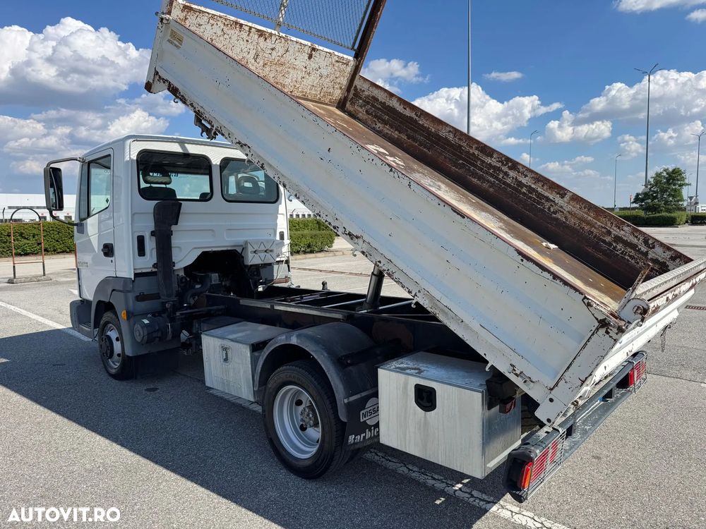 Nissan Atleon 3.5t - 4