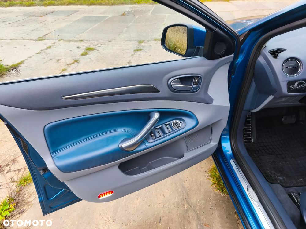 Ford Mondeo 2.0 TDCi Titanium - 15