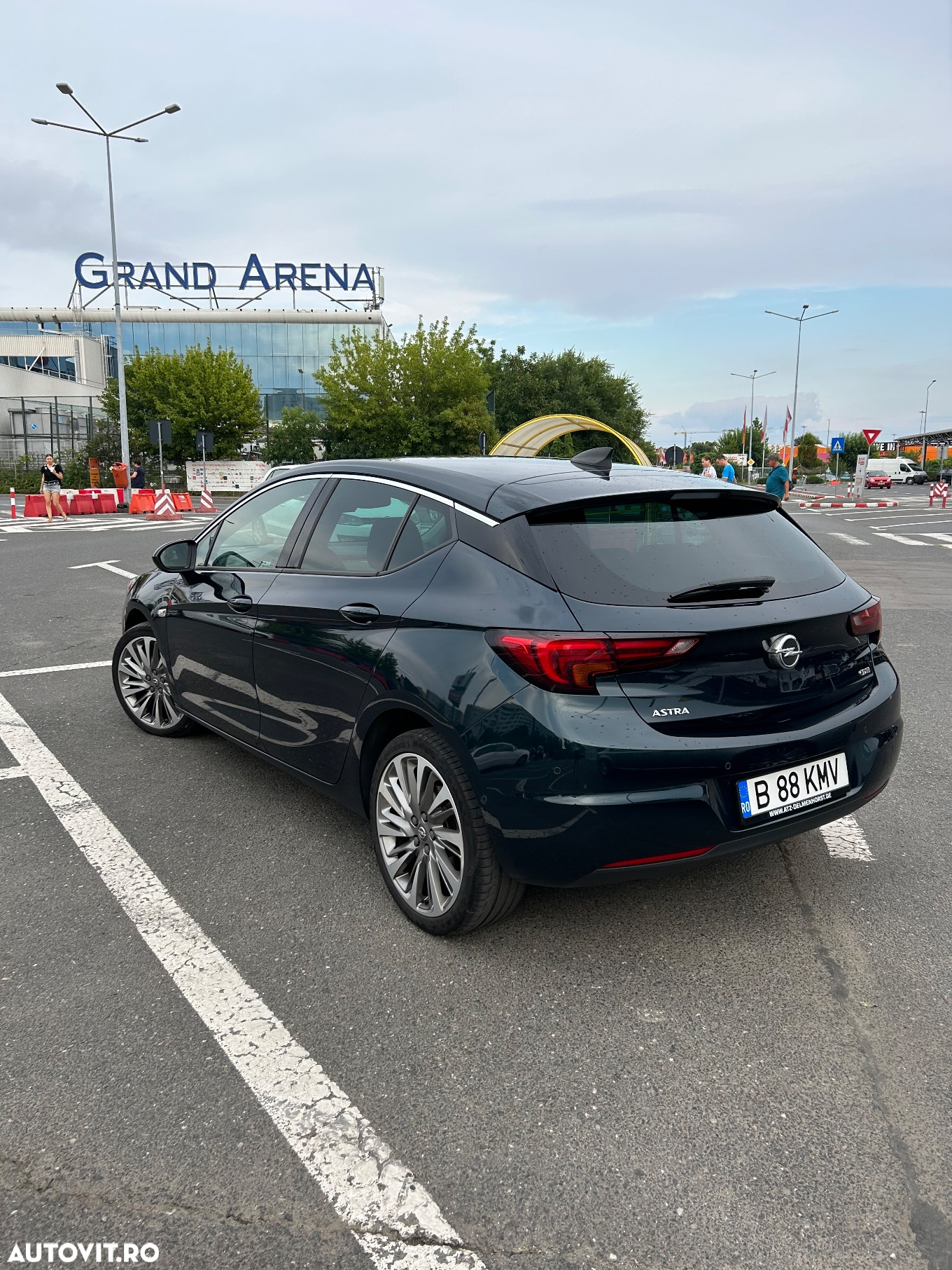 Opel Astra 1.6 CDTI ECOTEC Innovation Aut. - 2