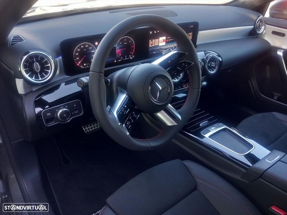 Mercedes-Benz A 180 - 9