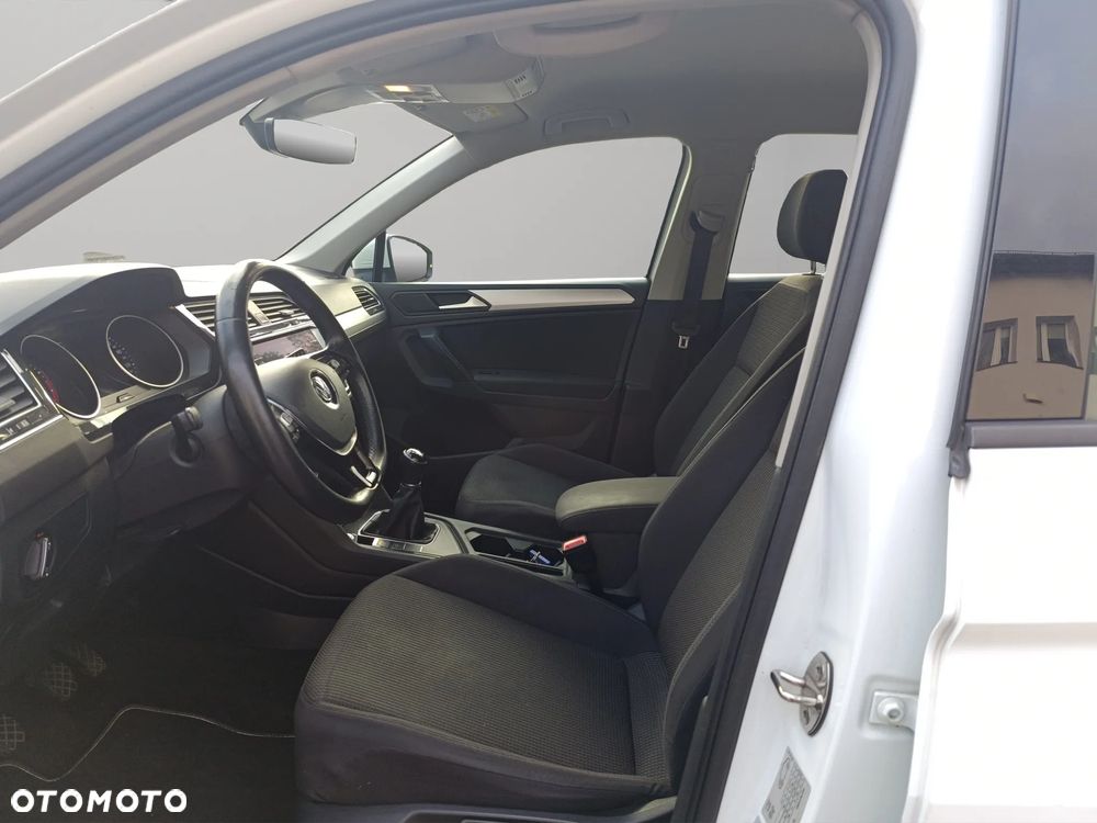 Volkswagen Tiguan 1.5 TSI EVO Comfortline - 26