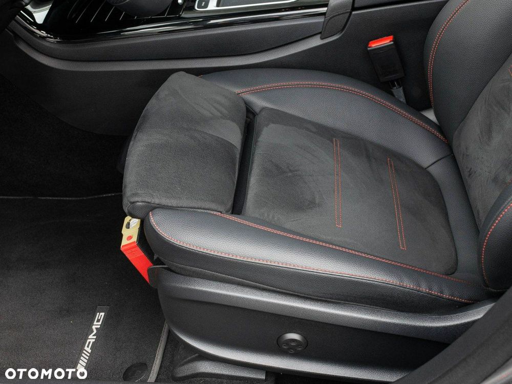 Mercedes-Benz CLA - 11
