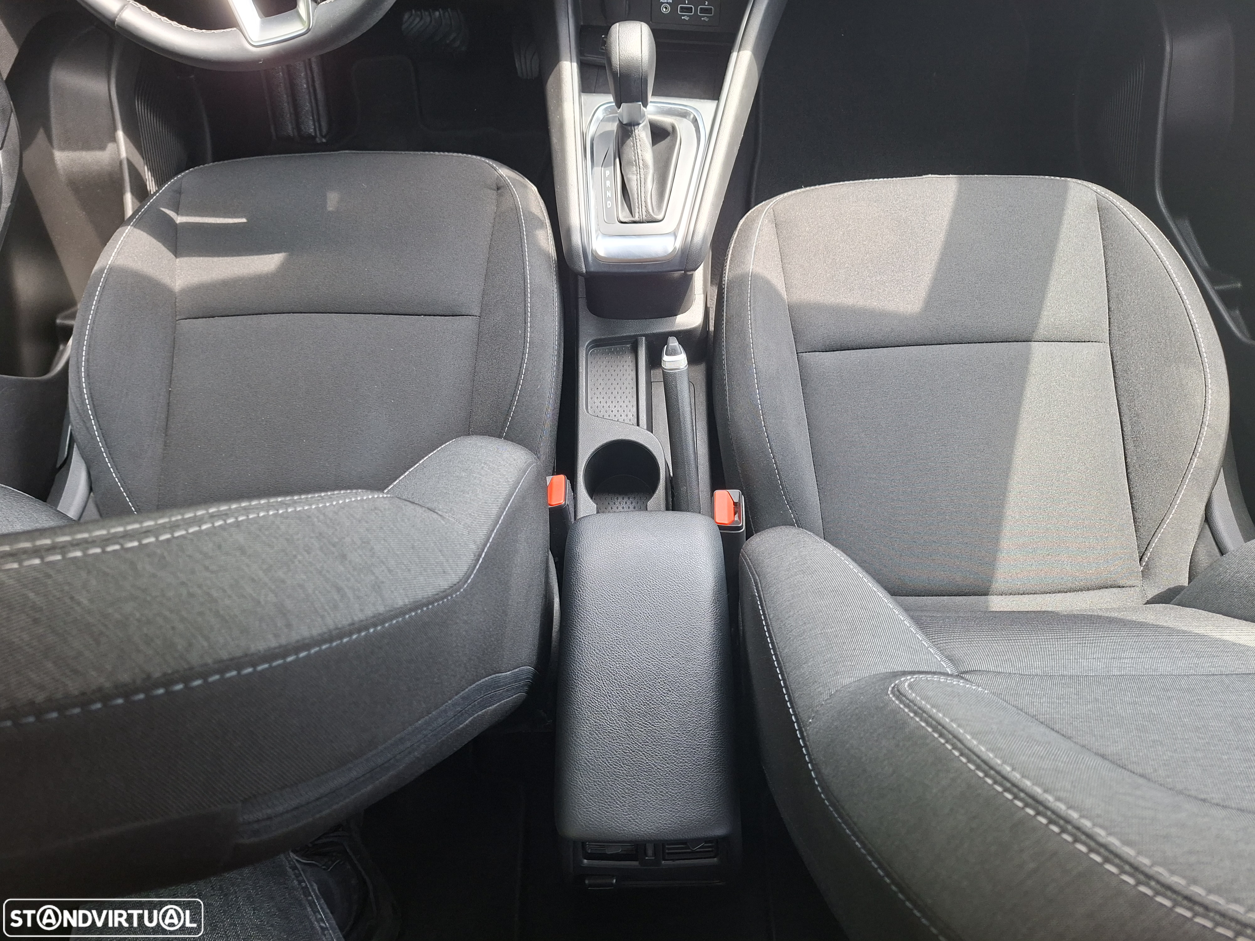 Renault Captur 1.5 dCi Exclusive EDC - 21